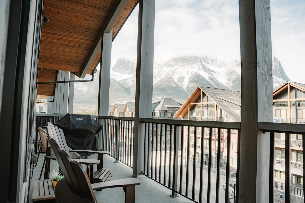 Bow Valley Chalet