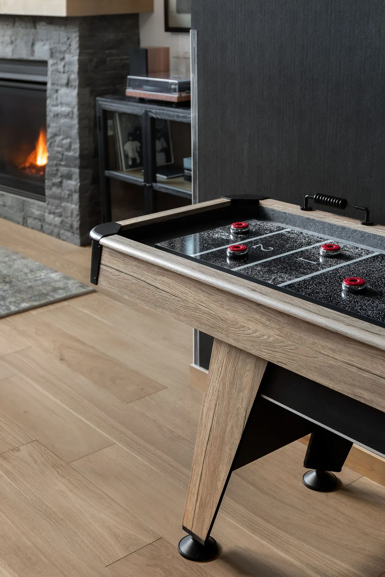 Games room with pool table